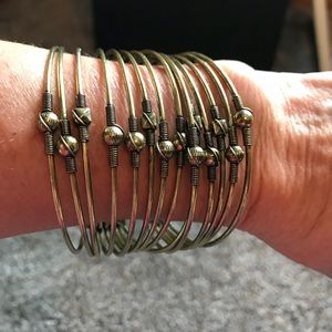 Slinkie bracelet